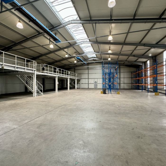 754m2 Halle / Produktion / Lager in Roßdorf zu vermieten