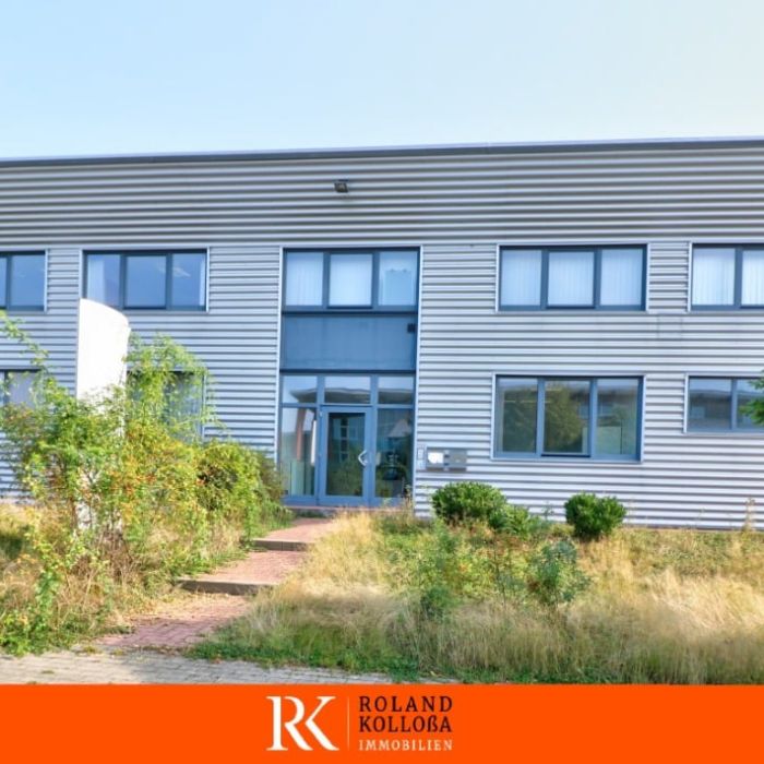 ***VERMIETET***Repräsentativer Firmensitz – Industriehalle mit Rampe und Büro in Buchholz