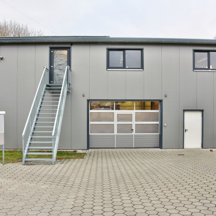 Moderne Halle in Buchholz/Sprötze zu vermieten