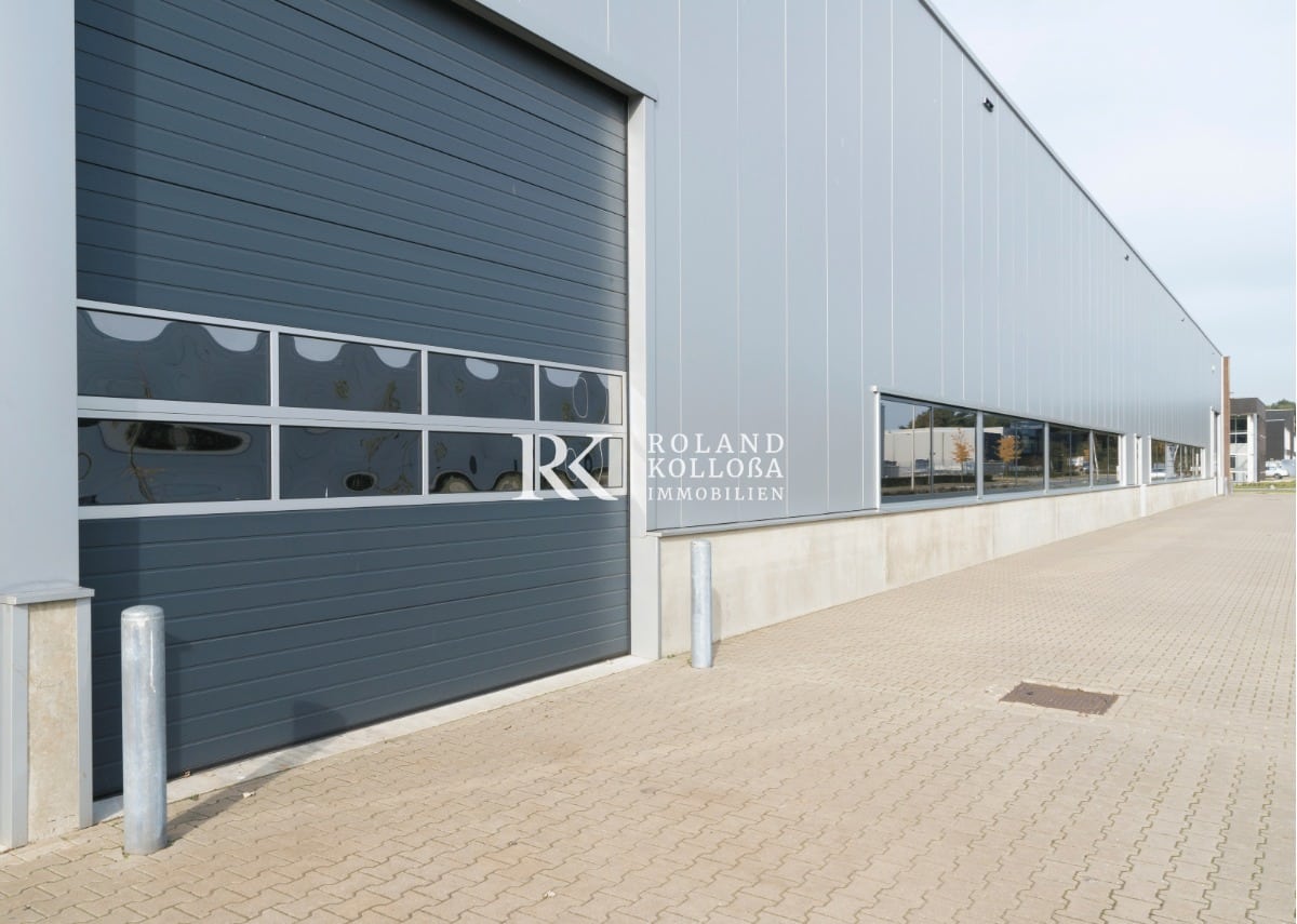 Attraktives Gewerbeobjekt mit Büro-, Ausstellungs- und Lagerflächen in sehr gutem Zustand